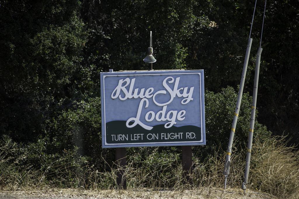 The Blue Sky Lodge Carmel Valley Exterior photo